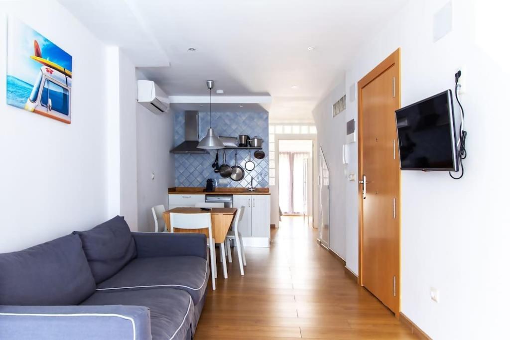 Estudio con terraza privada para disfrutar el sol Valenza Esterno foto